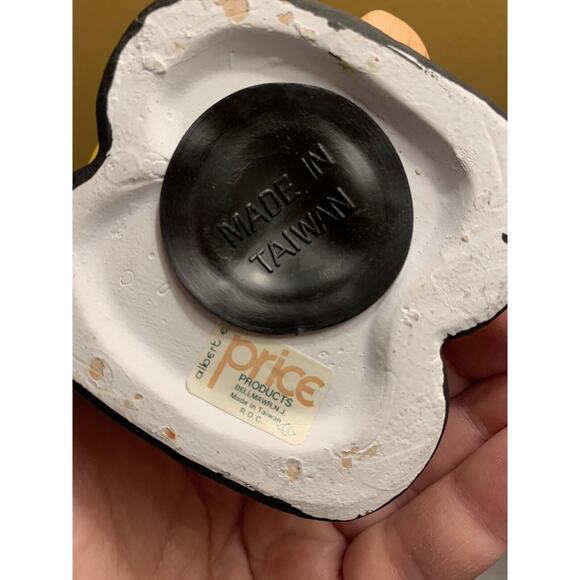 Price Products Vintage Boy Fireman Coin Bank/ Piggy Bank Fire Dept with Stopper - Picture 4 of 6